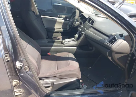 2017 Honda Civic Lx z USA, uszkodzony, nr VIN 19XFC2F51HE056810